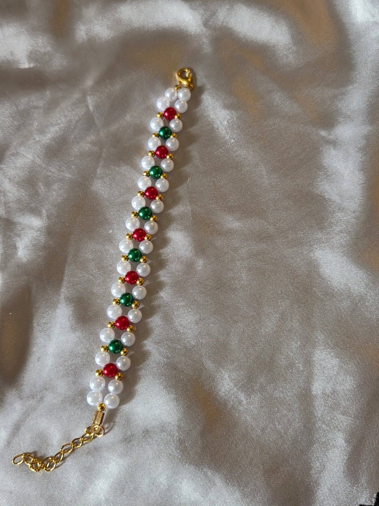 Christmas bracelet pearls