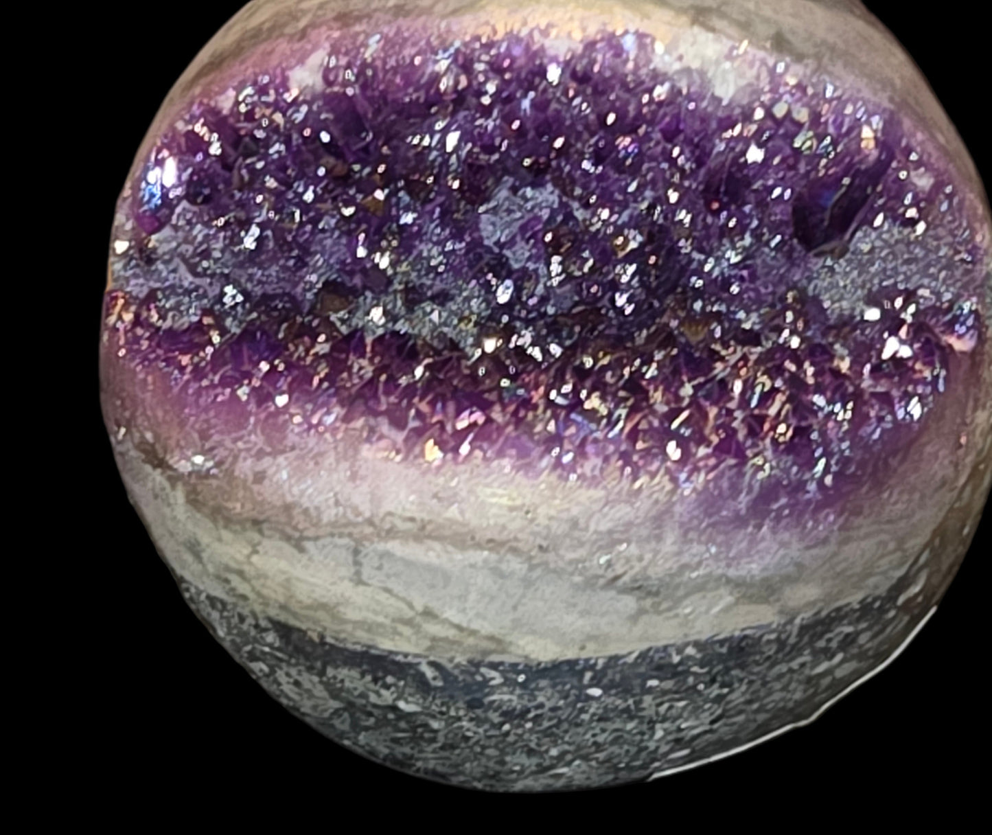Aurora amethyst pacman sphere