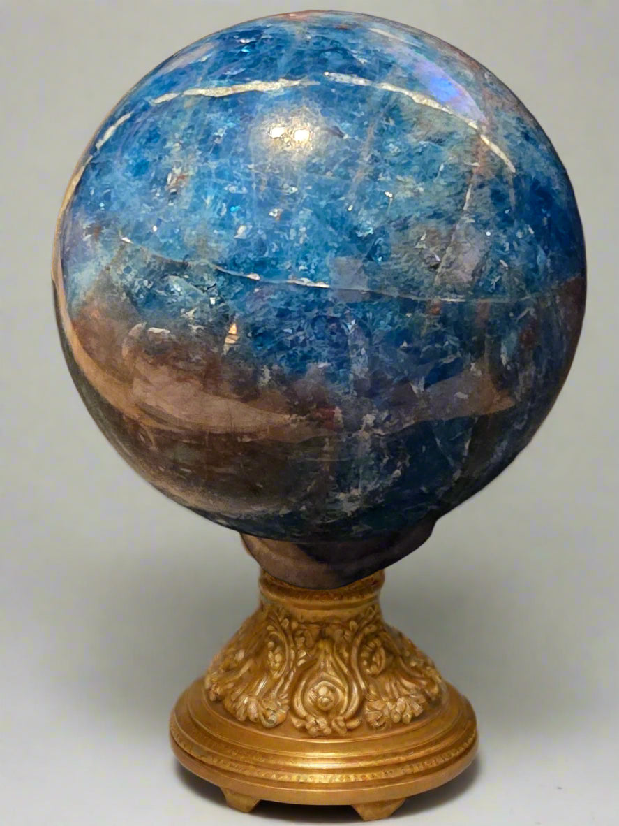 Blue apatite sphere