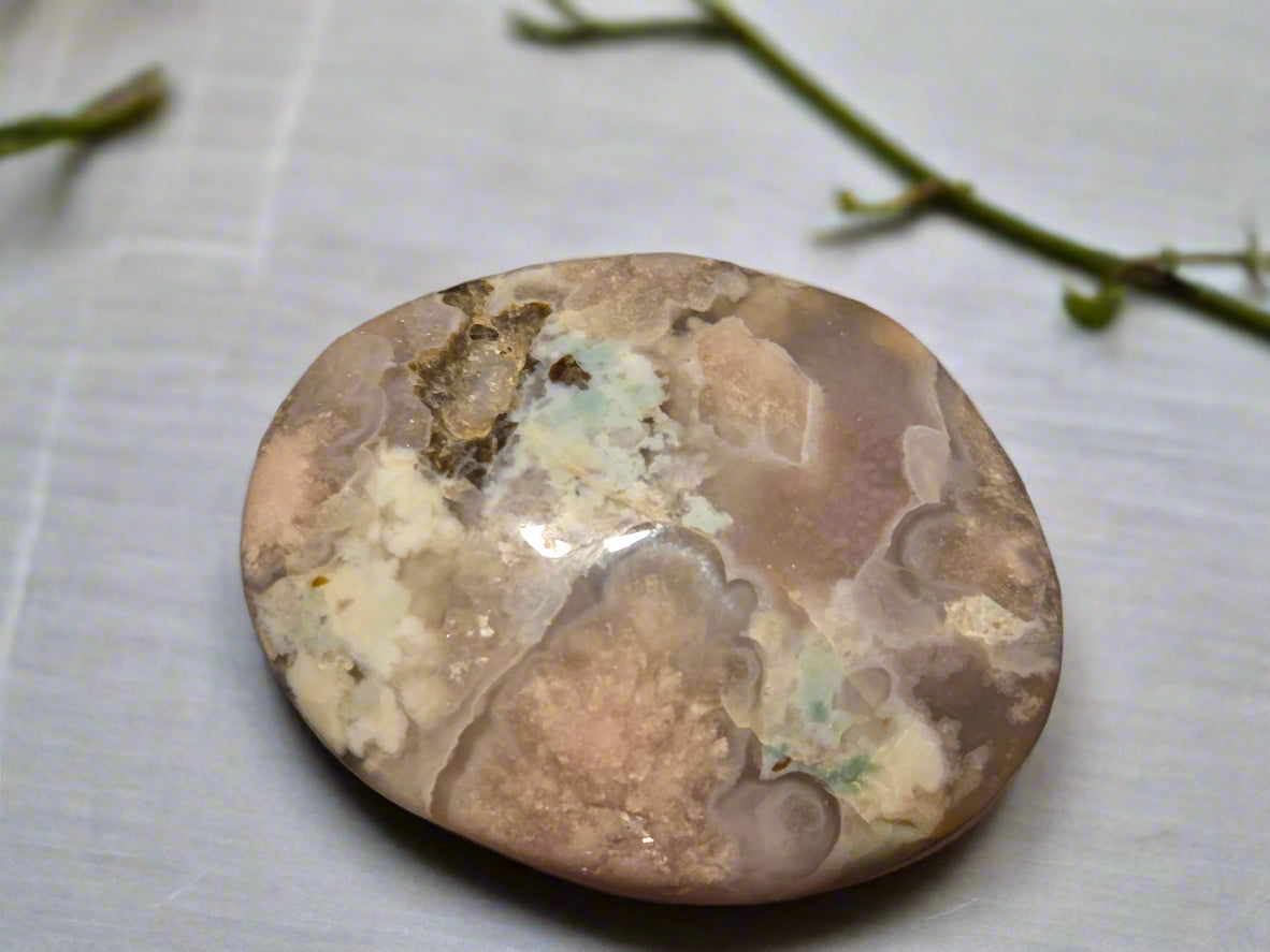 Blue Flower agate small palm stone