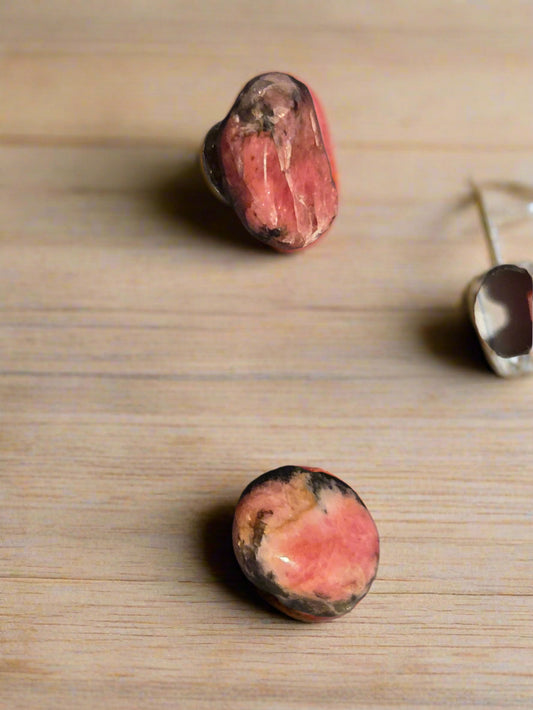 Earring post Rhodinite