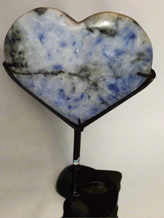 Sodalite heart