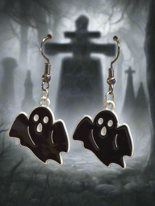 Halloween earring black ghost