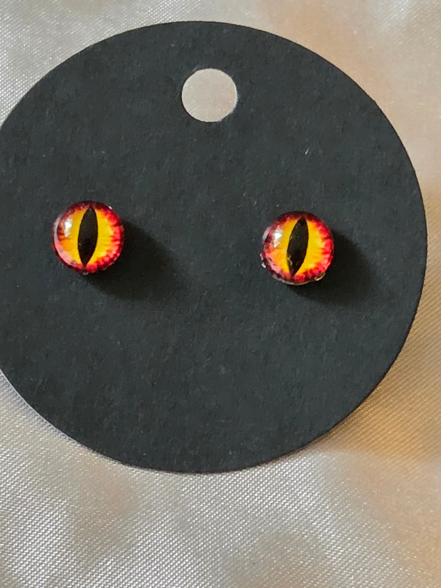 Cat eye earrings