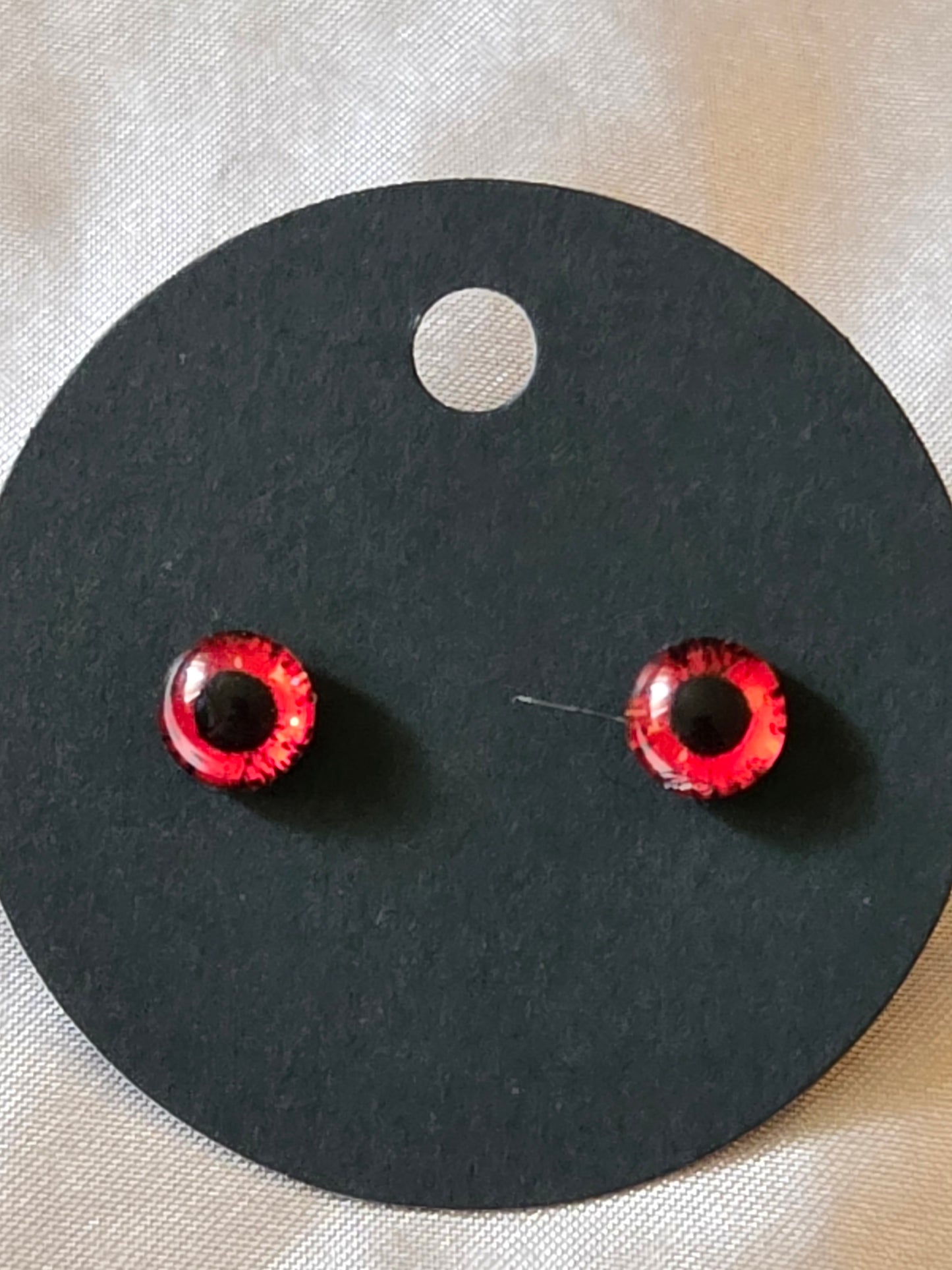 Eye earrings