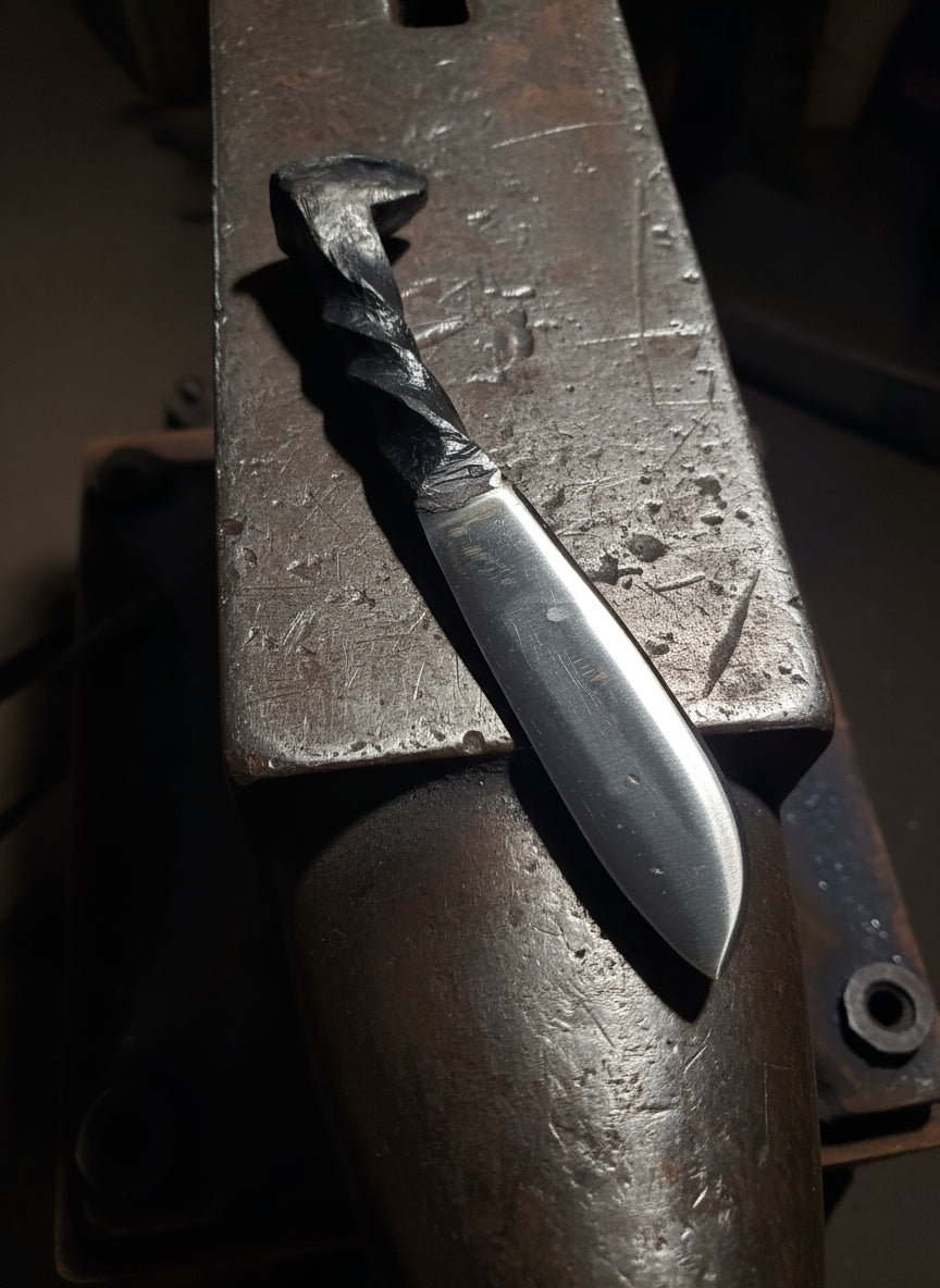 Railroad spike knife, knife G