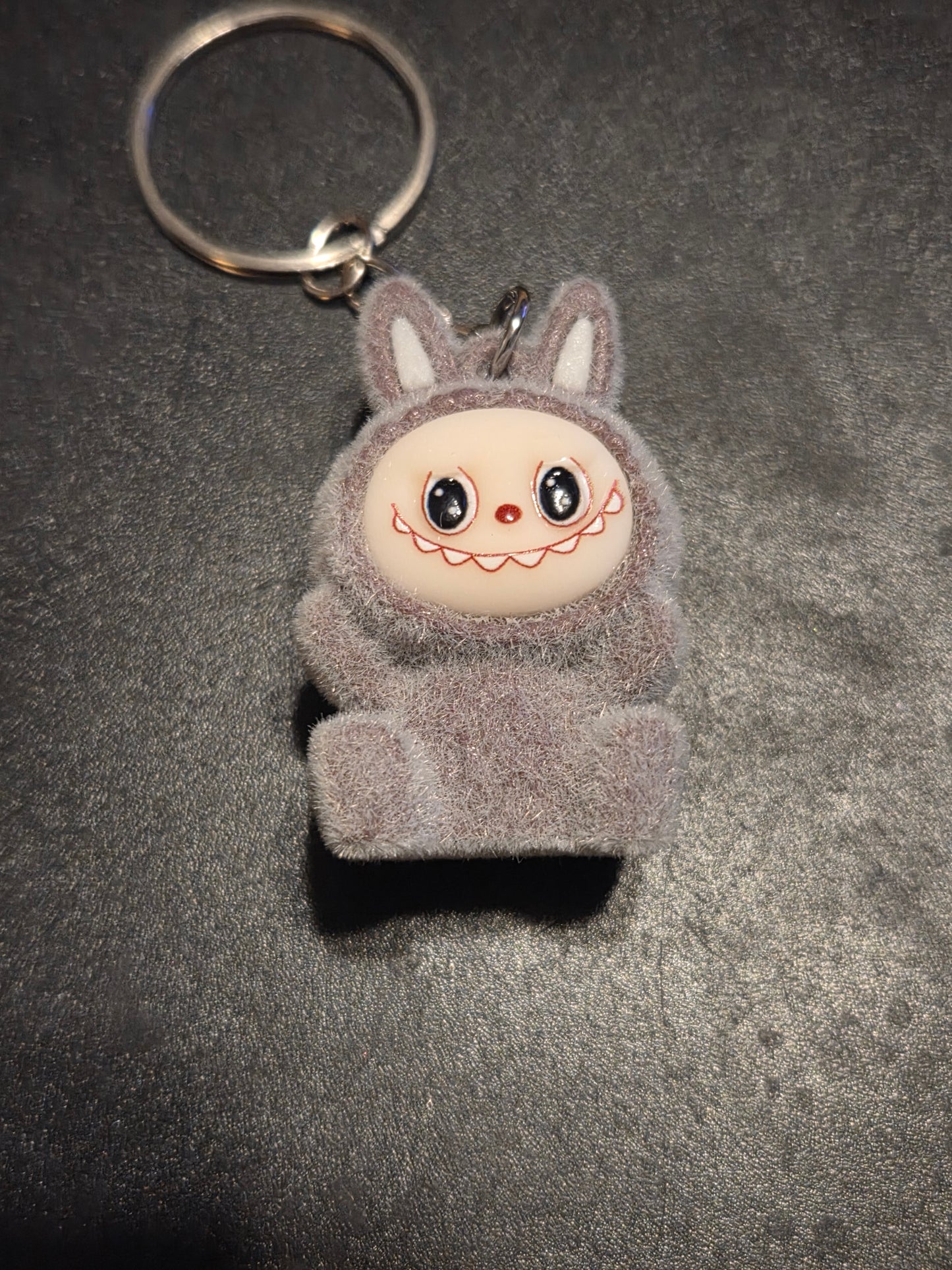 Authentic pop mart the monster the Labubu keychain Fuzzy 2 Labubu kaychain