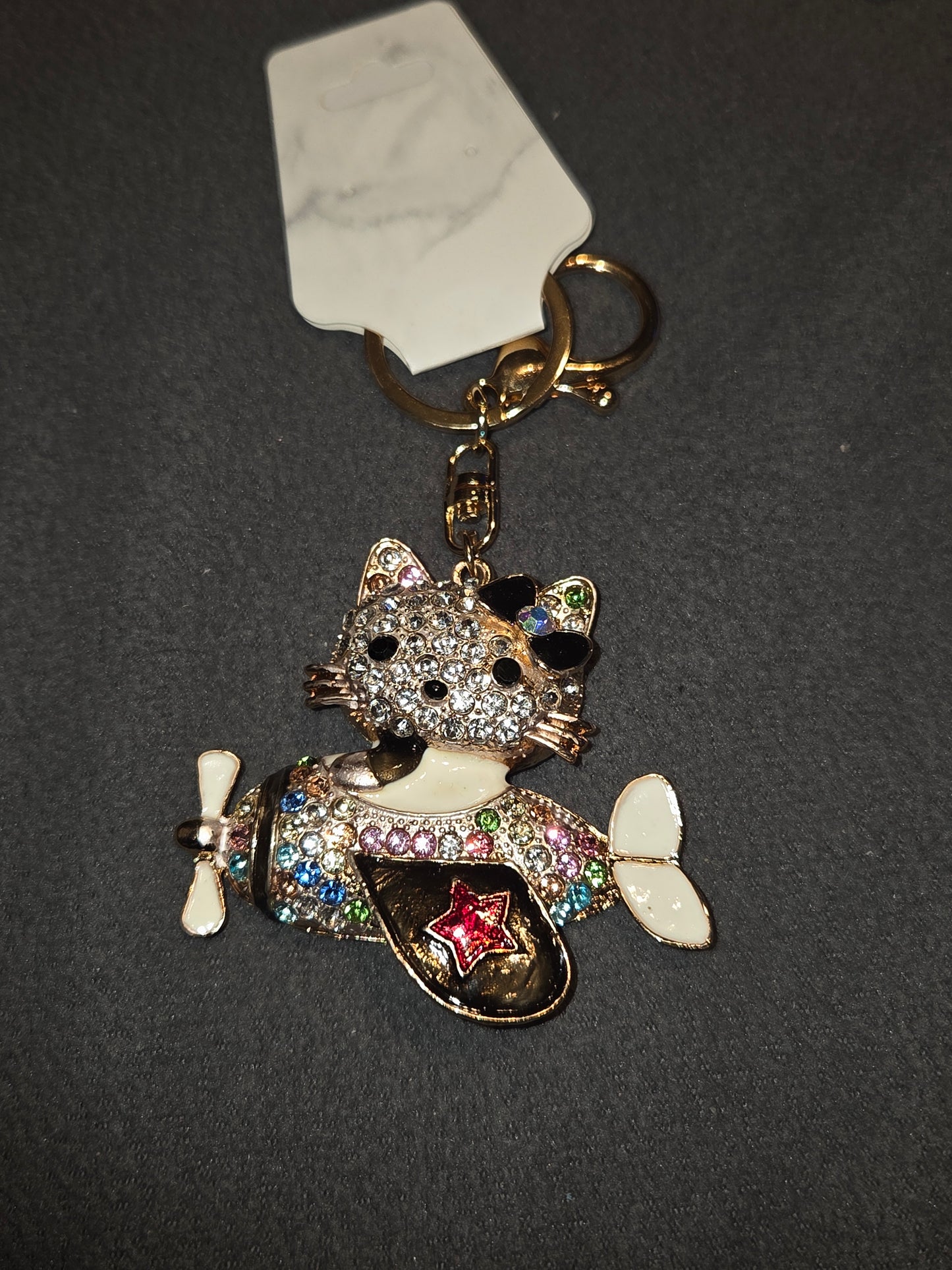 Hello kitty airplane keychain