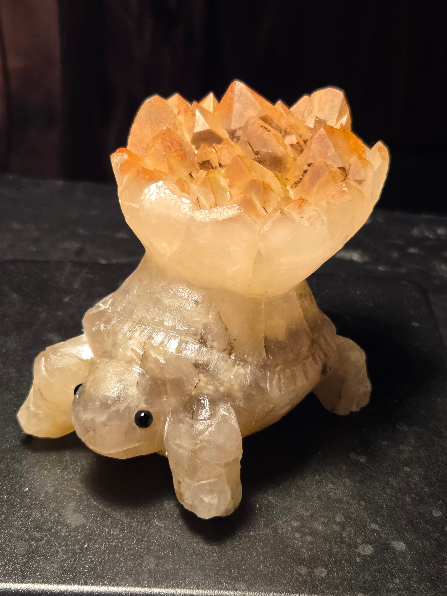 Quartz crystal carving turtle