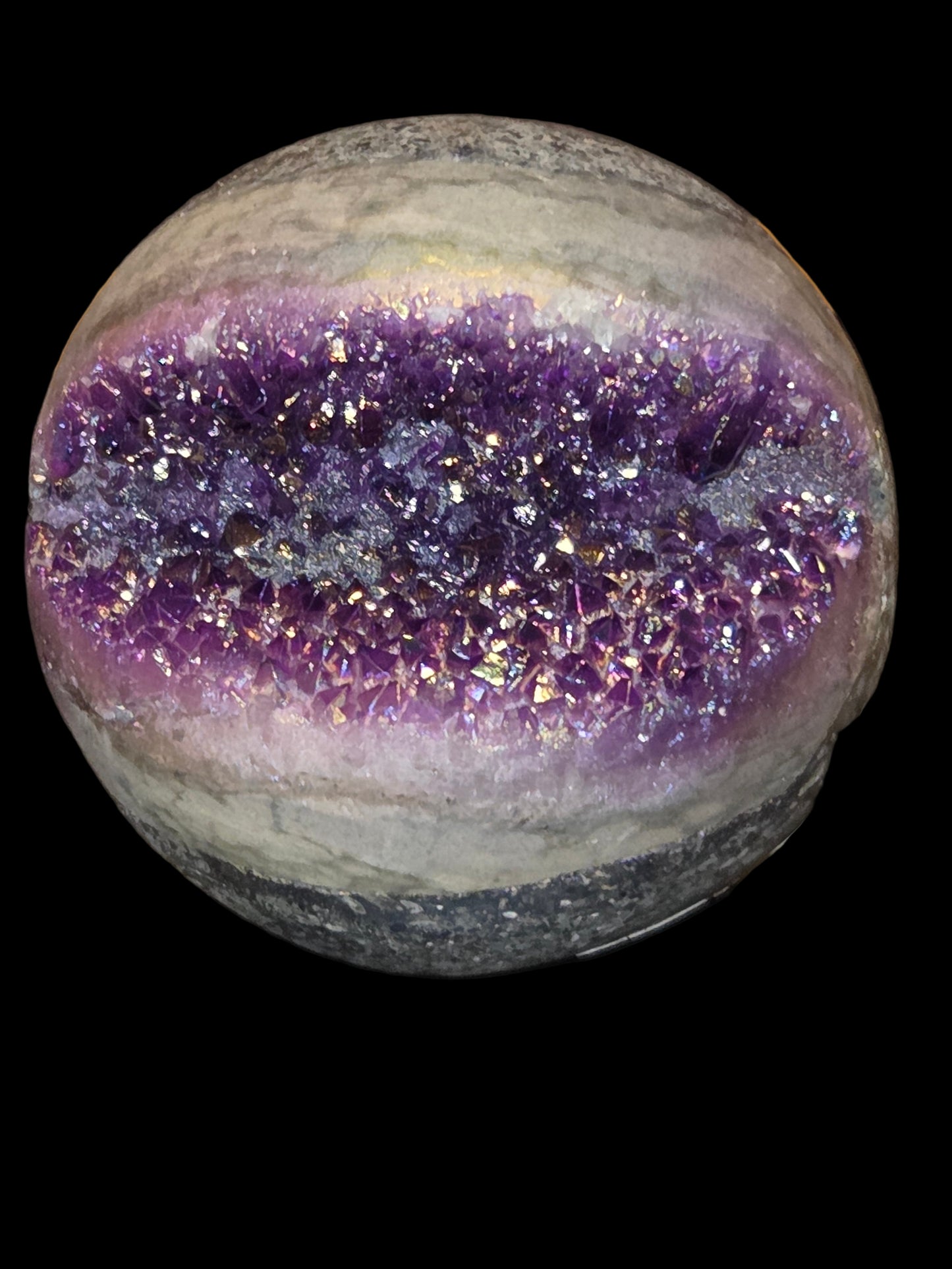 Aurora amethyst pacman sphere