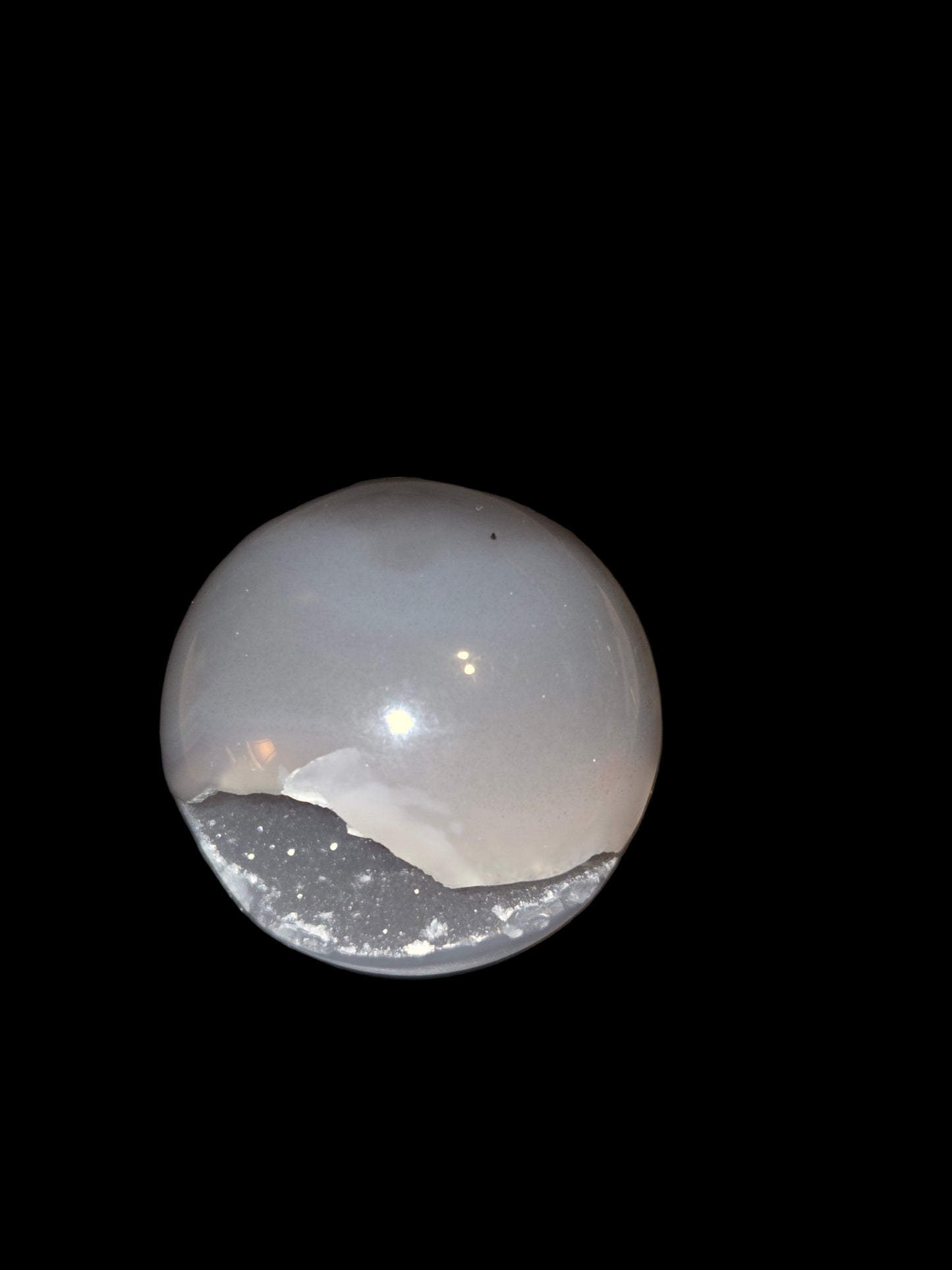 Agate sphere with druzy pocket