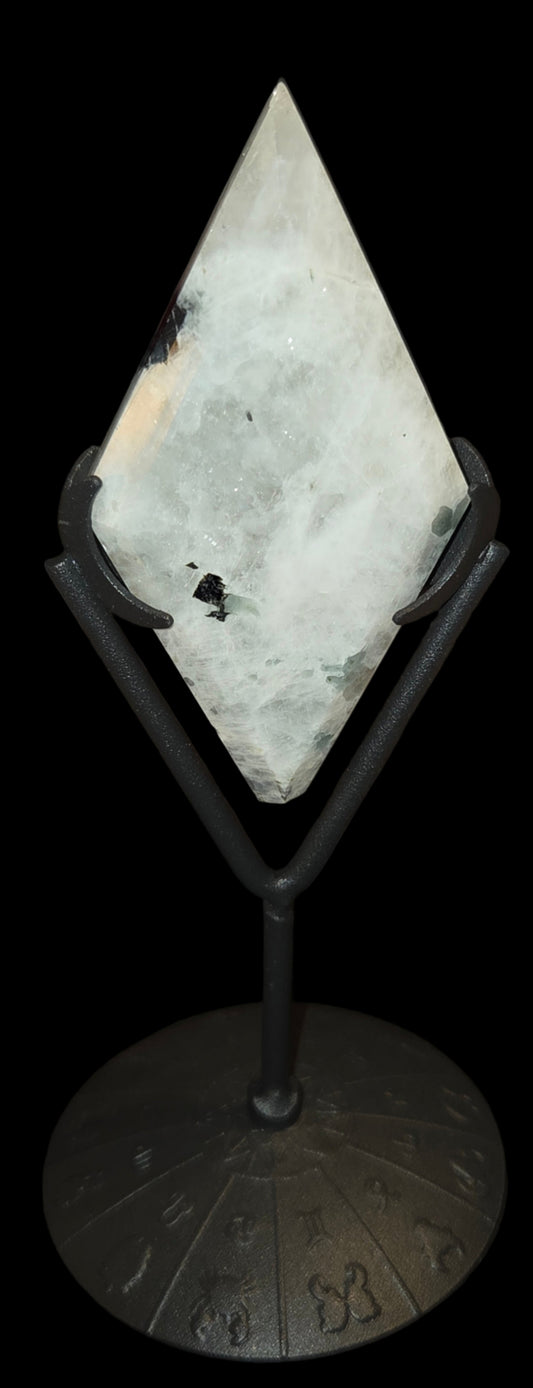 Rainbow moonstone diamond 3