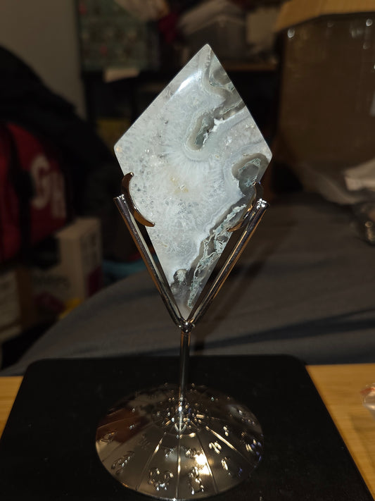 Moss agate diamond