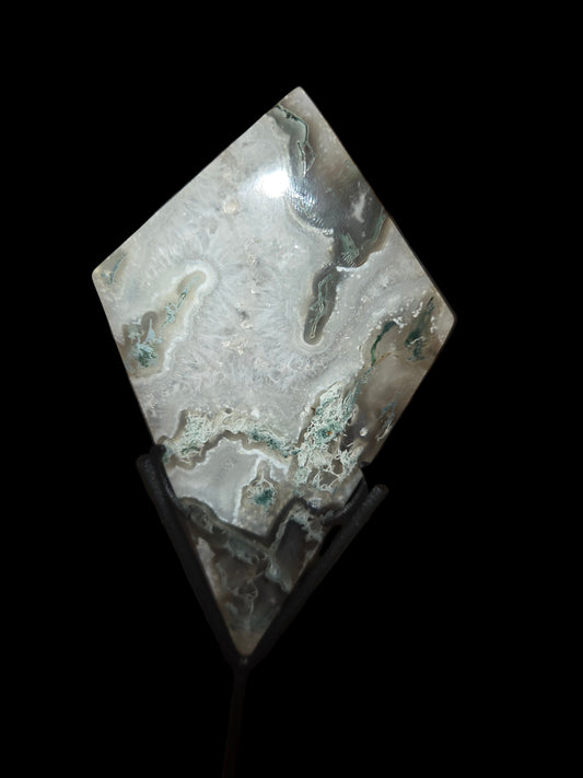Moss agate diamond