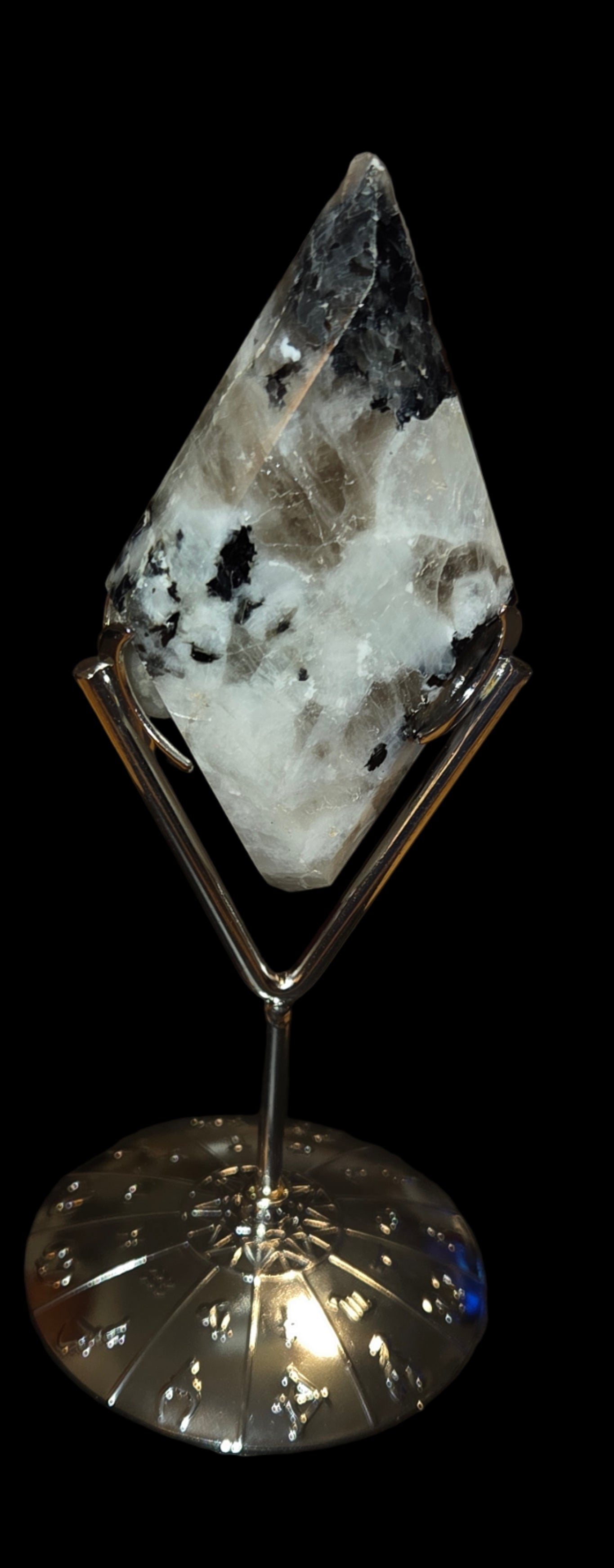 Rainbow moonstone diamond 4