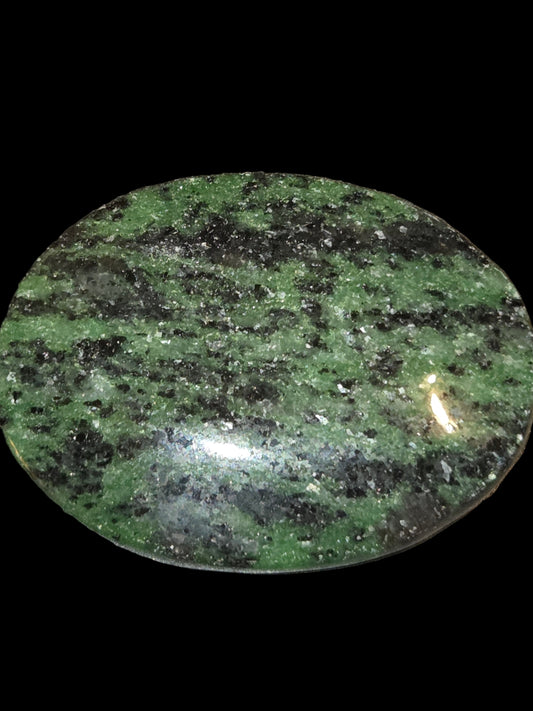 Zoisite palmstone