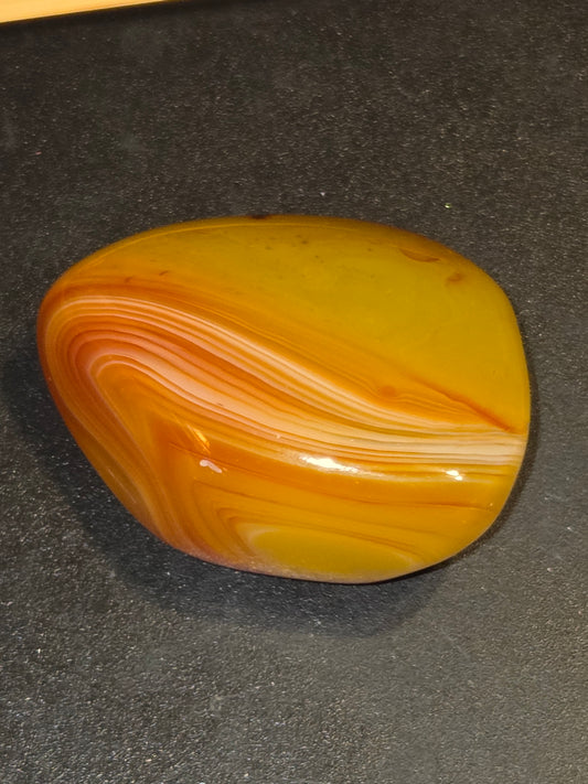 Yellow agate