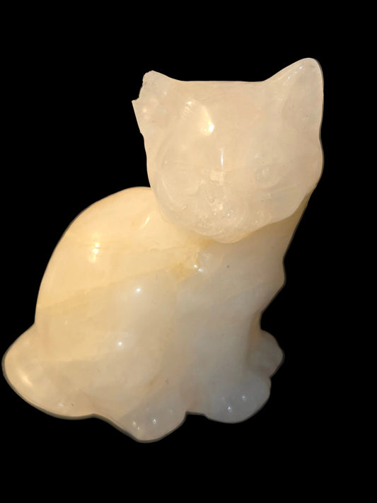 Quartz cat carving