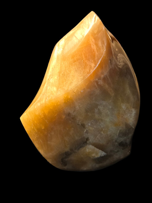 Peach moonstone flame