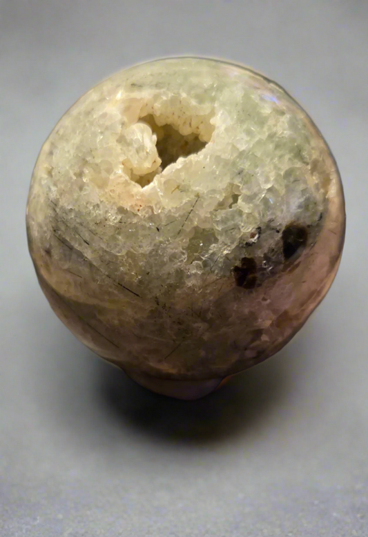 Prehnite sphere