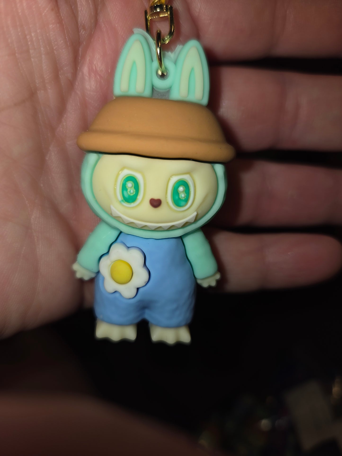 Authentic pop mart the monster the Labubu keychain Lucky Labubu keychain